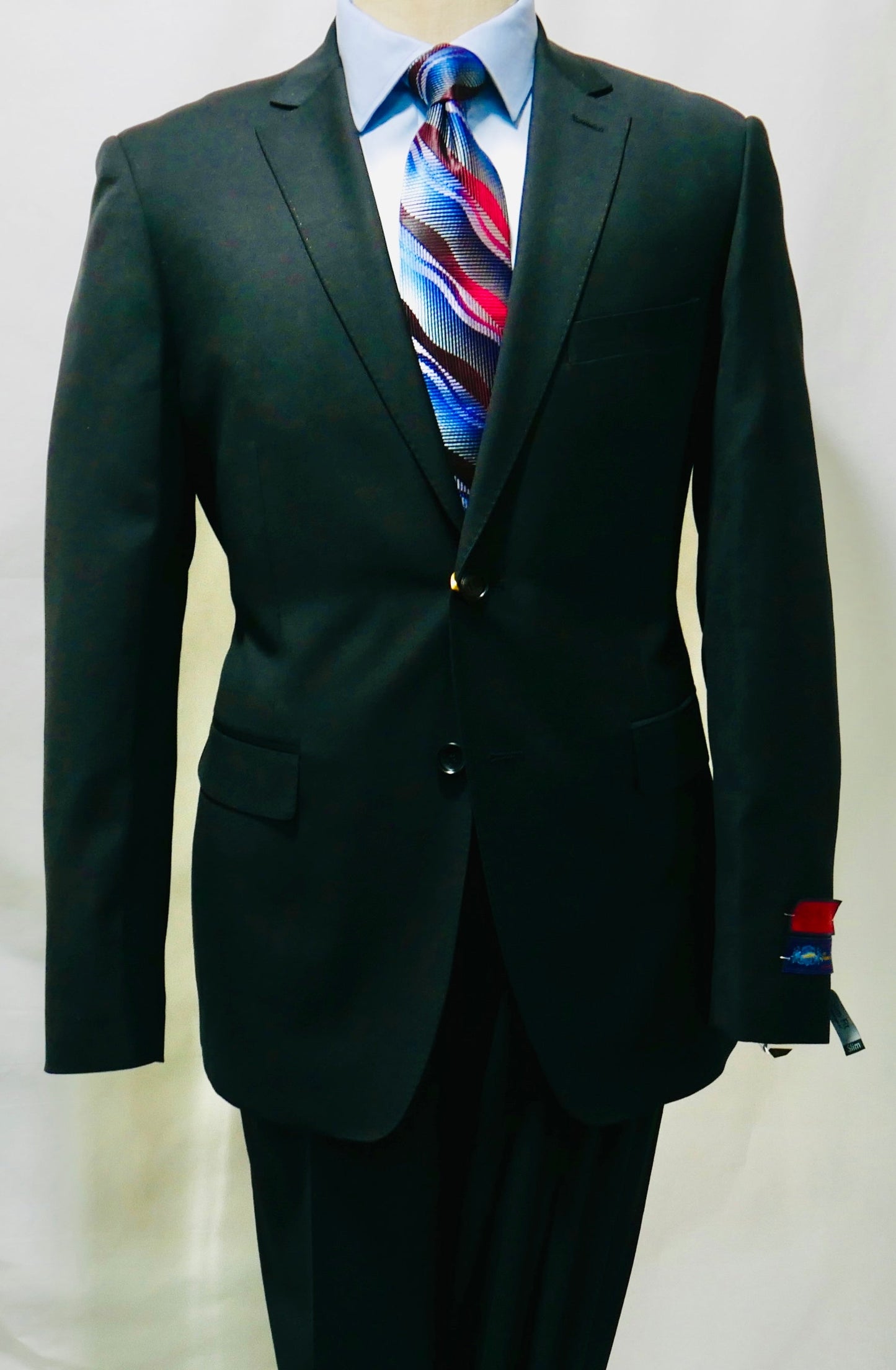 M40901-1  EURO SLIM SUIT